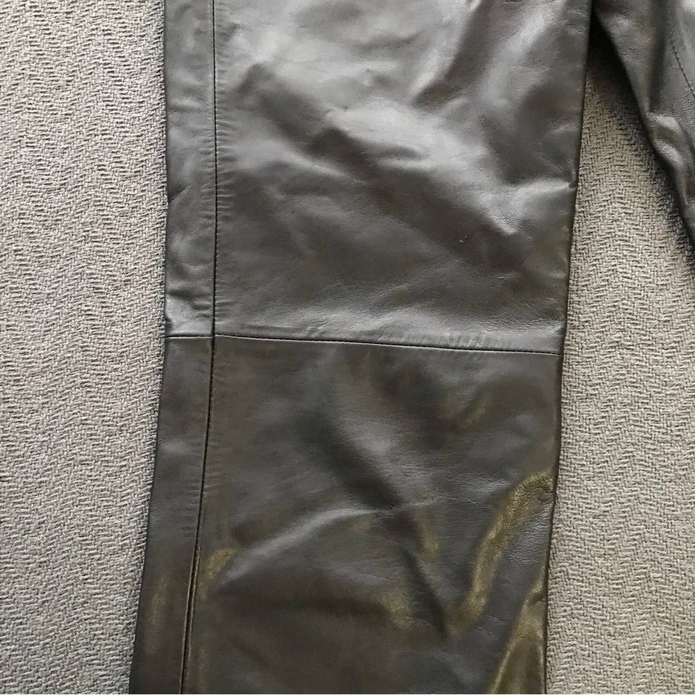 Milenti Black Leather Pants Sz 4 Straight Leg High Waisted No Pockets Excellent - Picture 6 of 7